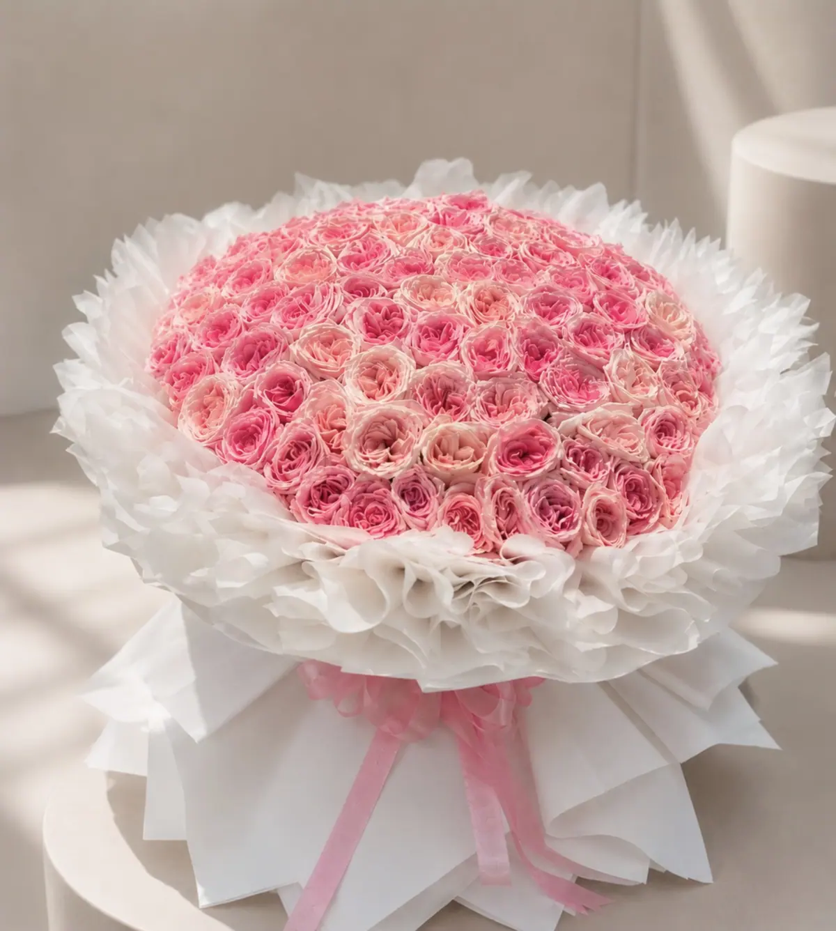 Photo shows 101 roses · Collection №08