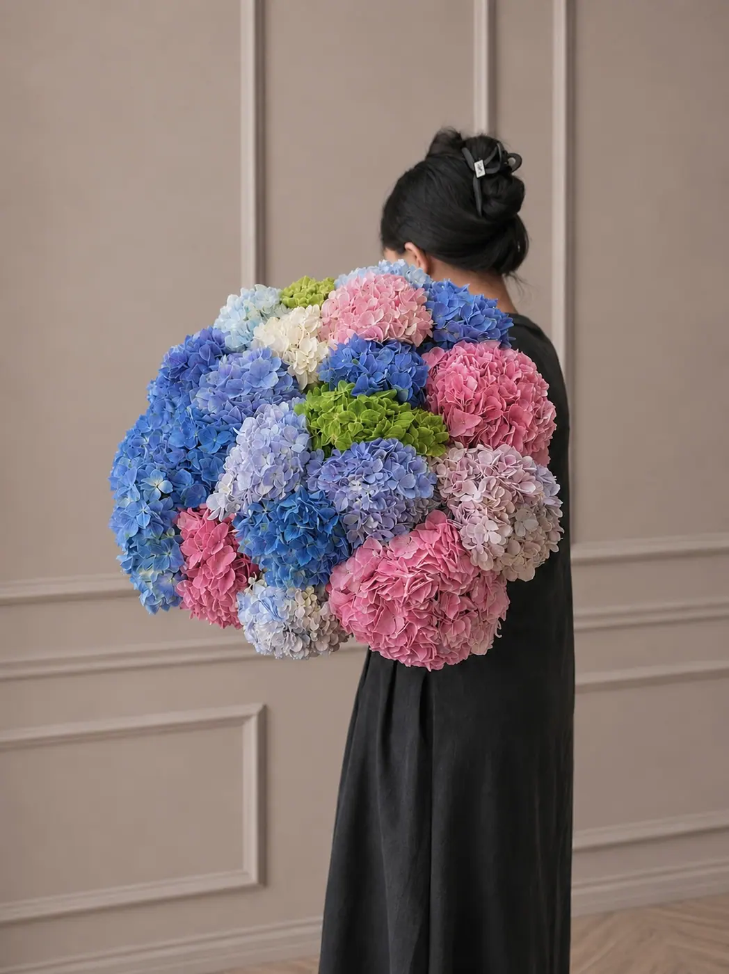 21 multicolor hydrangeas with ribbon